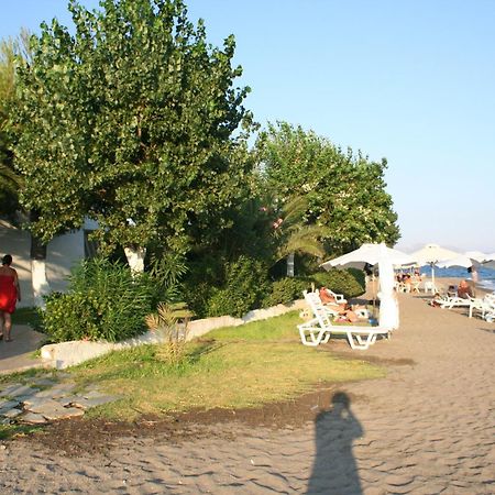 Πανσιόν Πωσειδωνία Aparthotel Αμάρυνθος Εξωτερικό φωτογραφία
