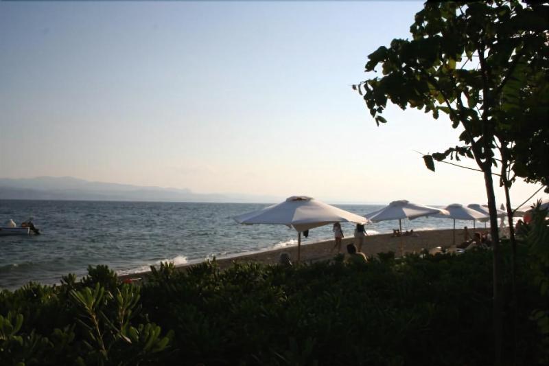 Πανσιόν Πωσειδωνία Aparthotel Αμάρυνθος Εξωτερικό φωτογραφία