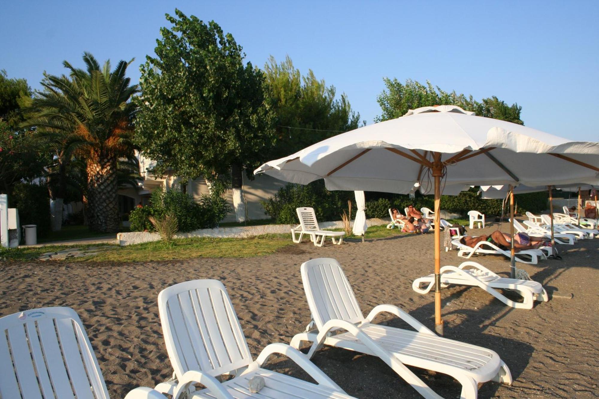 Πανσιόν Πωσειδωνία Aparthotel Αμάρυνθος Εξωτερικό φωτογραφία