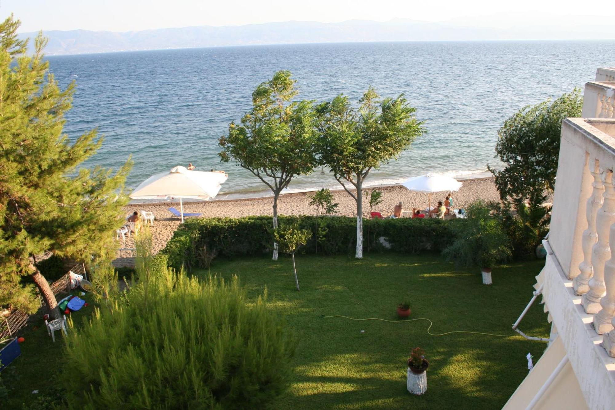 Πανσιόν Πωσειδωνία Aparthotel Αμάρυνθος Εξωτερικό φωτογραφία