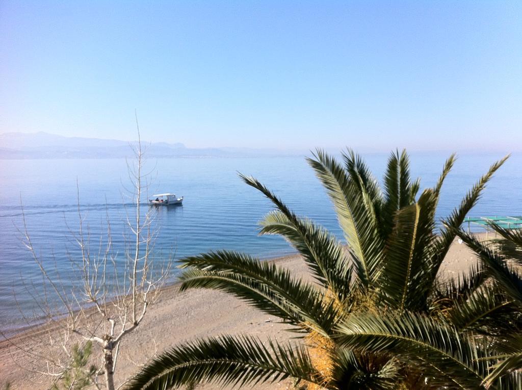 Πανσιόν Πωσειδωνία Aparthotel Αμάρυνθος Εξωτερικό φωτογραφία