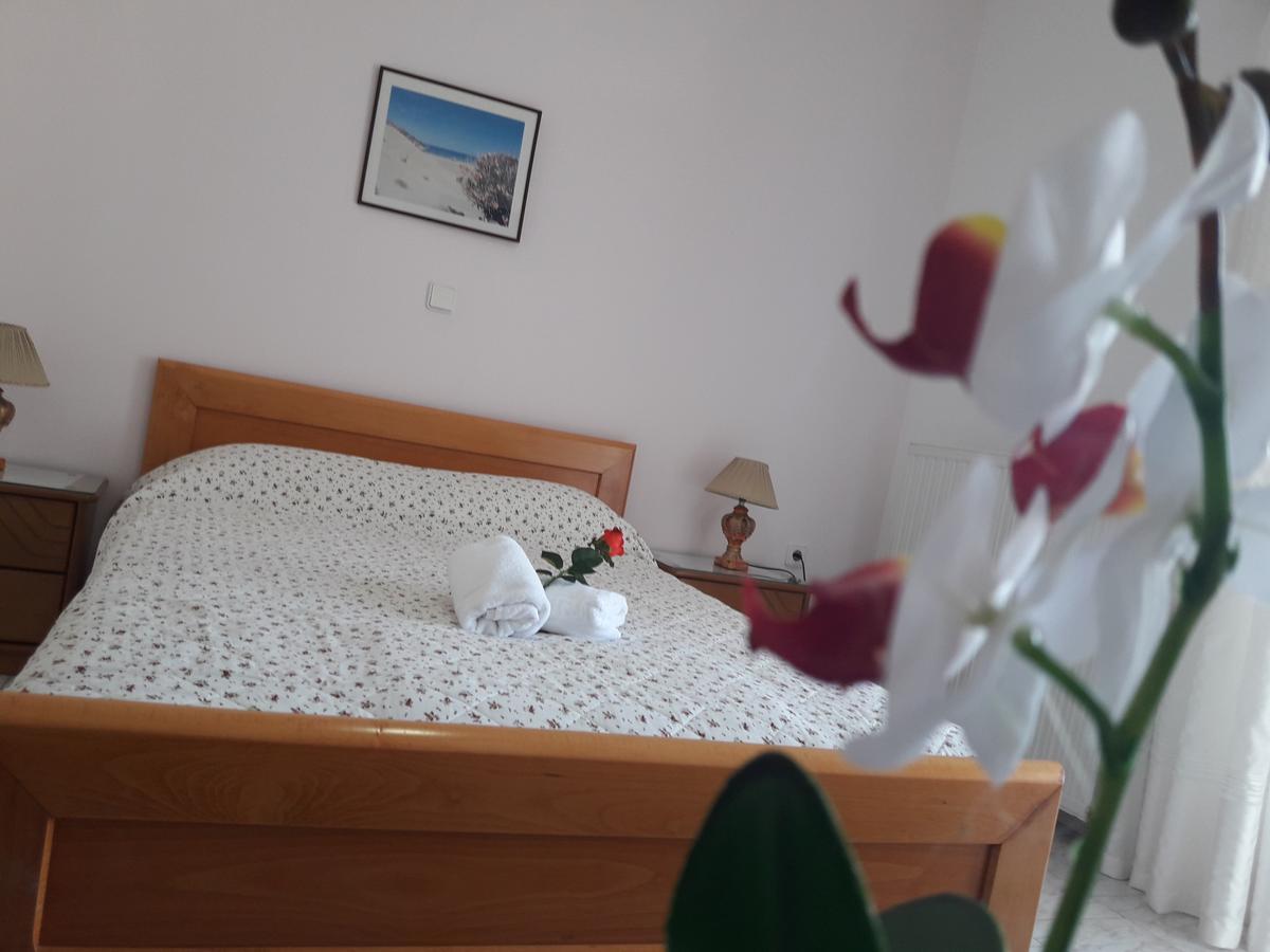 Πανσιόν Πωσειδωνία Aparthotel Αμάρυνθος Εξωτερικό φωτογραφία