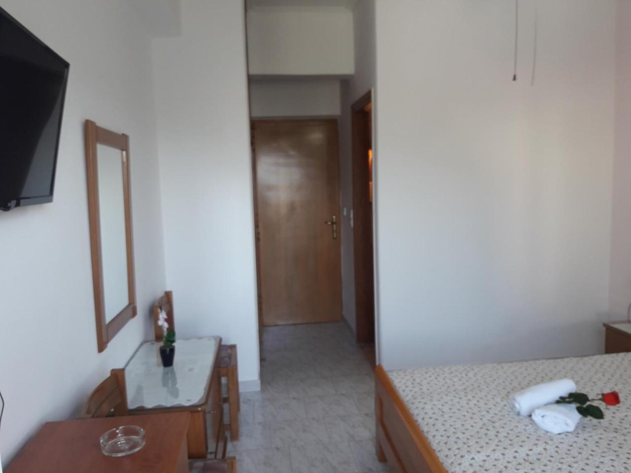 Πανσιόν Πωσειδωνία Aparthotel Αμάρυνθος Εξωτερικό φωτογραφία